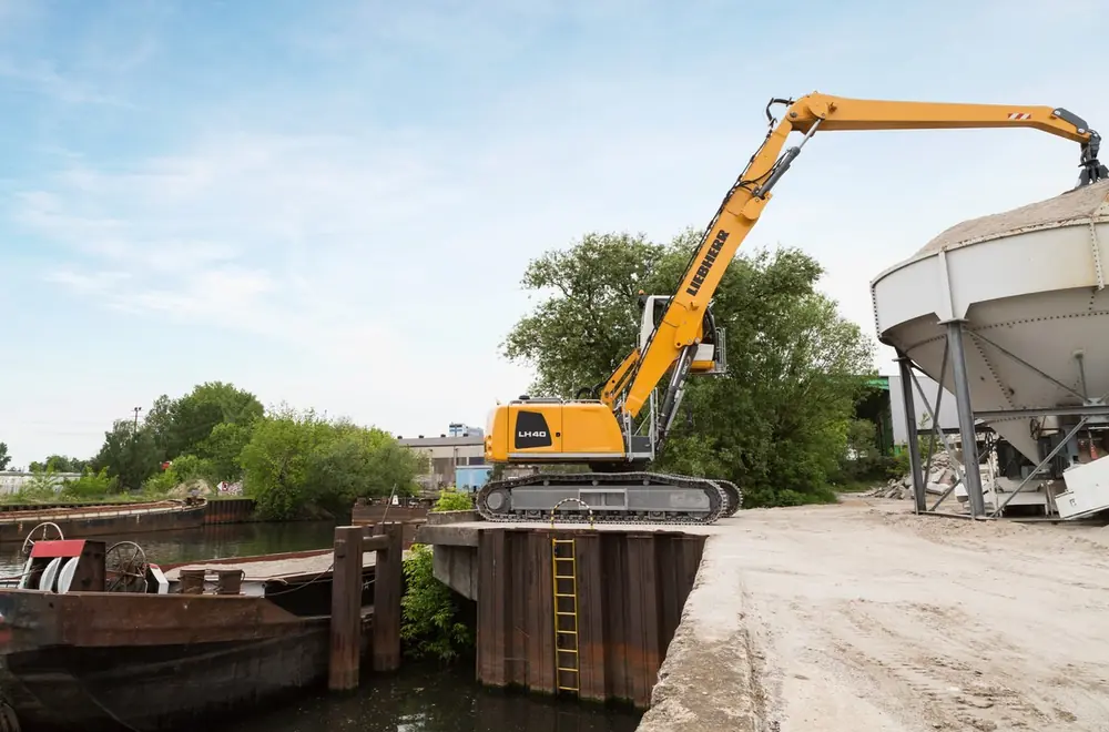 Liebherr LH 40 C Industry Litronic