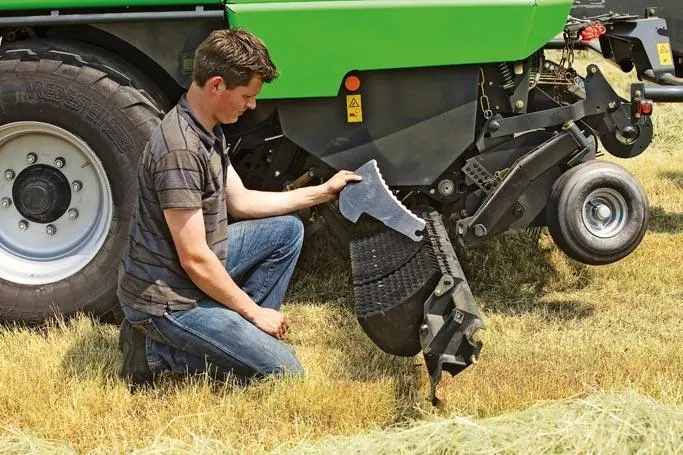 DEUTZ-FAHR BigMaster 5712 thumbnail 4