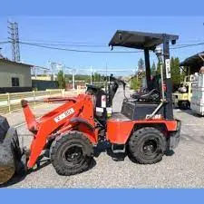 Kubota R320S