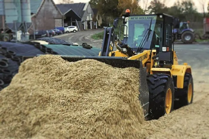 New Holland W170C LR thumbnail 3