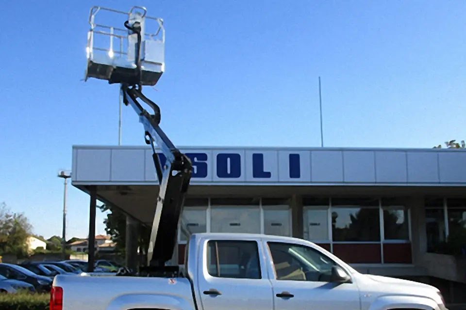 ISOLI PT90