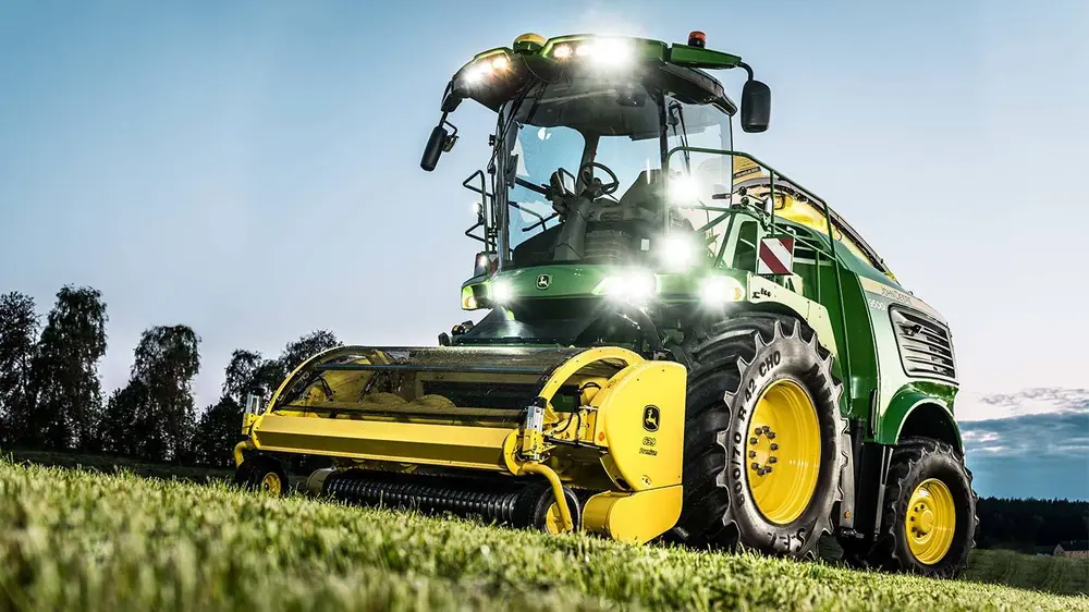 John Deere 639