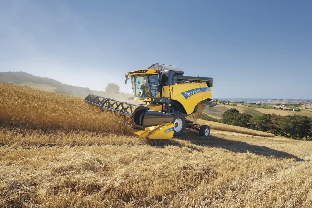 New Holland CX5.90 thumbnail 3