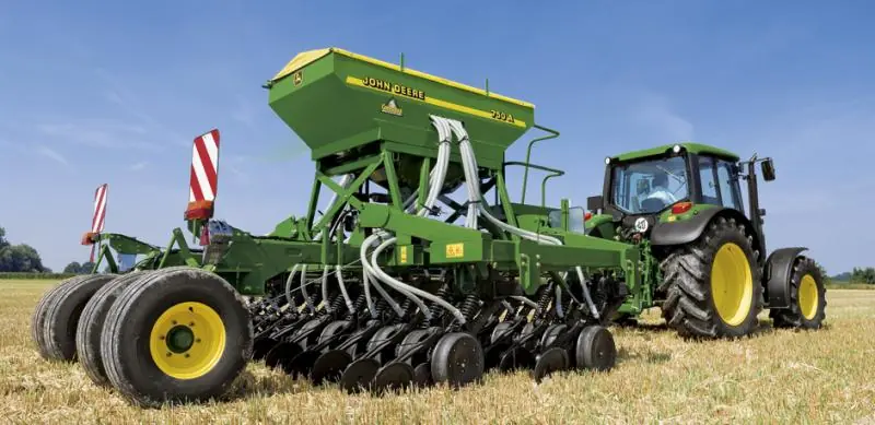 John Deere 750A
