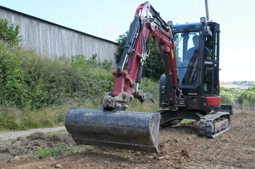 Yanmar ViO27-6