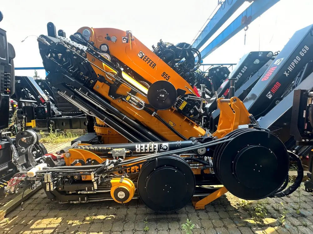 Effer 1350 8S
