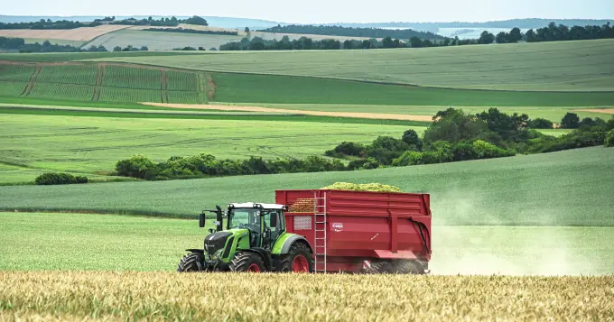 Fendt 826 Vario Profi thumbnail 3