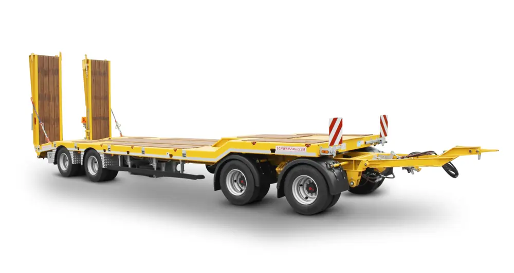 Schwarzmüller 4-axle low loader trailer with offset platform