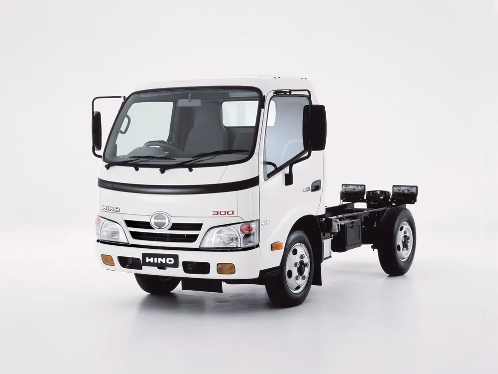 Hino 300 DUTRO PACK 4x2