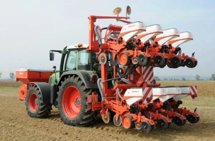 Kuhn Maxima 2 M thumbnail 11