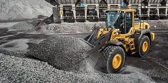 Volvo L120H thumbnail 2