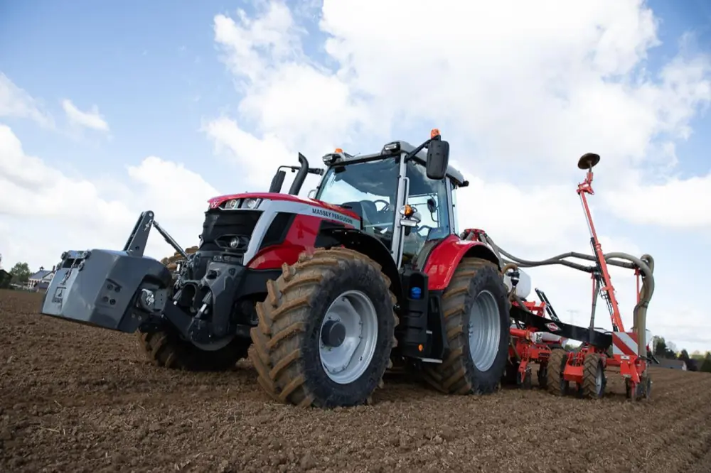 Massey Ferguson MF 6S.145 thumbnail 3