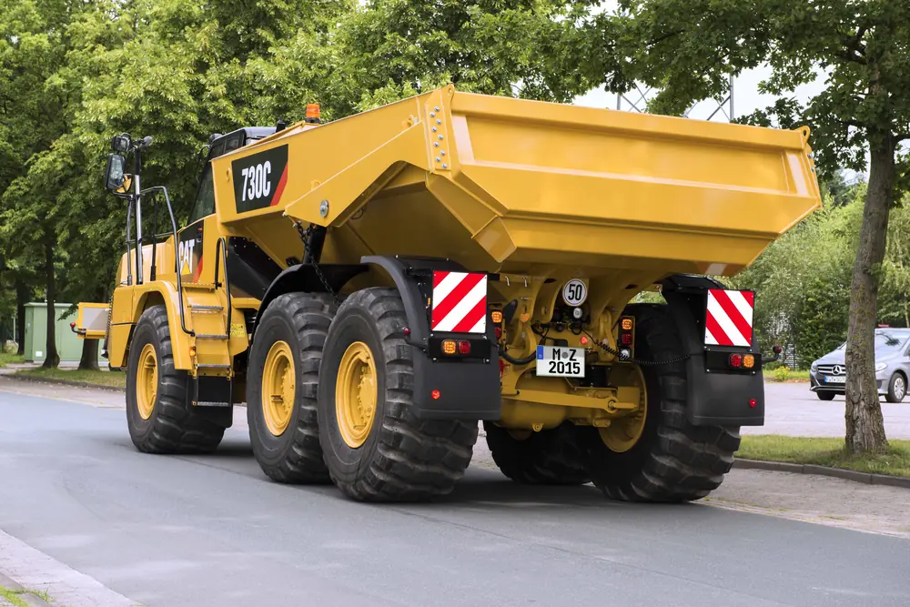 Caterpillar 730 thumbnail 3