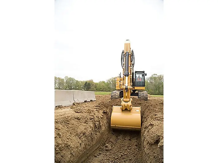 Caterpillar 335B thumbnail 3