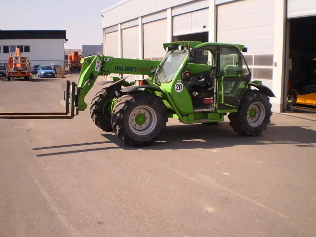 Merlo Panoramic P 32.6 L Plus