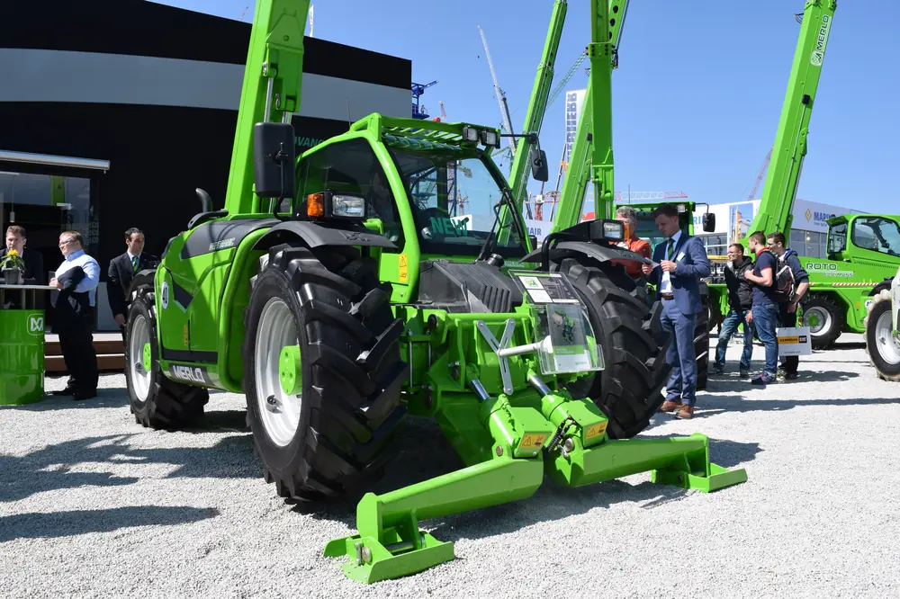 Merlo P 30.10 thumbnail 2
