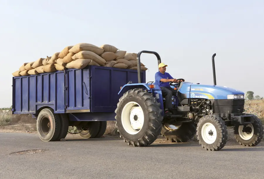 New Holland TT55 thumbnail 2