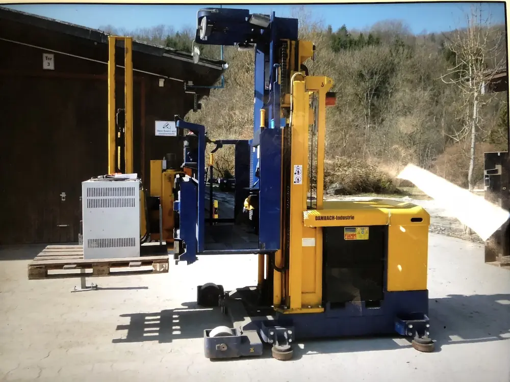 Dambach Hi-Racker 100 AC