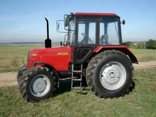 Belarus 820 DT PIATT.
