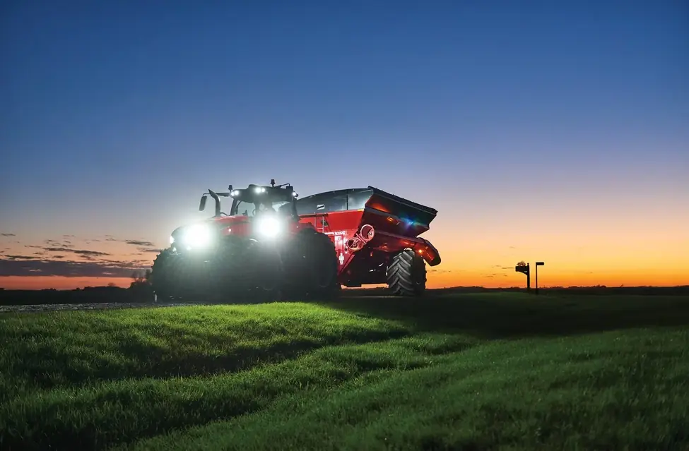Case IH ASF Connect Magnum 310 thumbnail 2