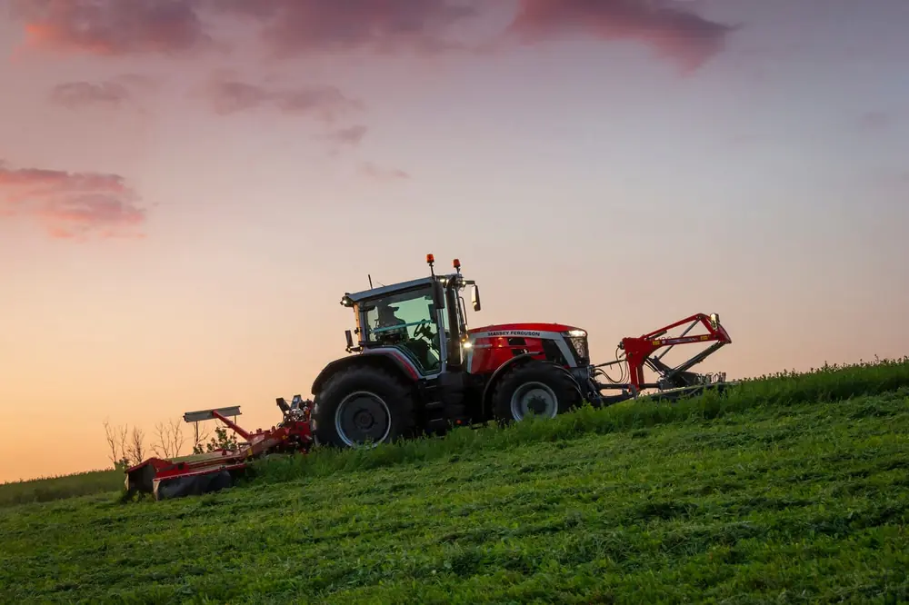 Massey Ferguson MF 8S.305 thumbnail 4