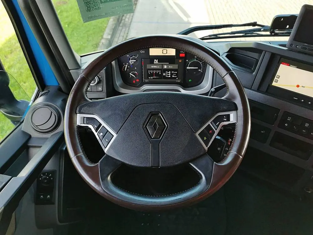 Renault T 380.26 6X2 T TAG UK E6