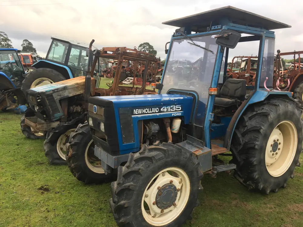 Ford-NH 4135 A