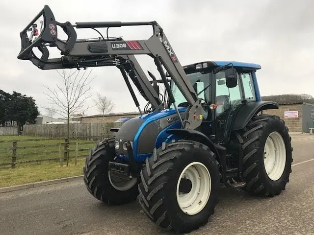 Valtra N 141 A