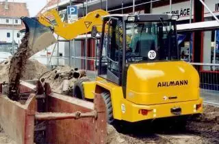 Ahlmann AS 90