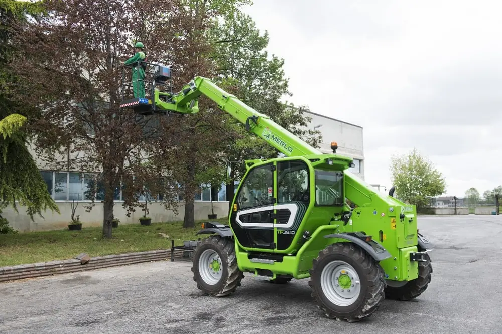 Merlo TF 38.10-136