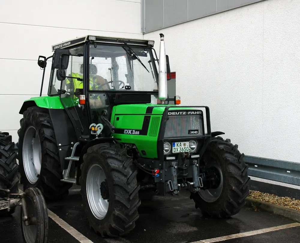 DEUTZ-FAHR DX 3.65 StarCab A
