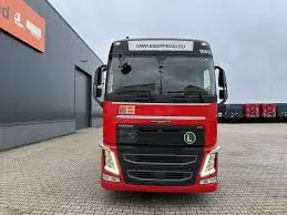 Volvo Trucks FH13.420 6x2 Tractor - Medium