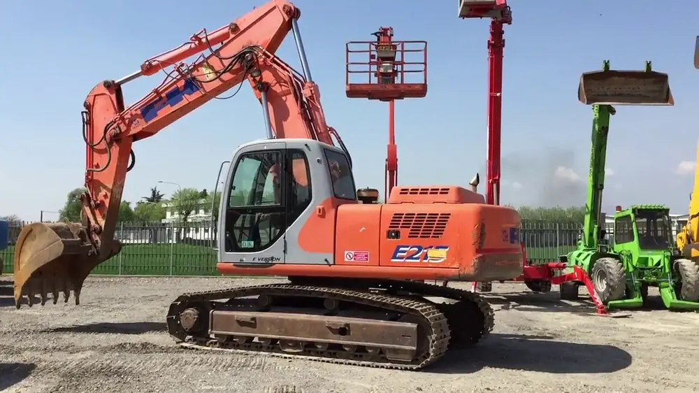 Fiat Kobelco EX 215 WT