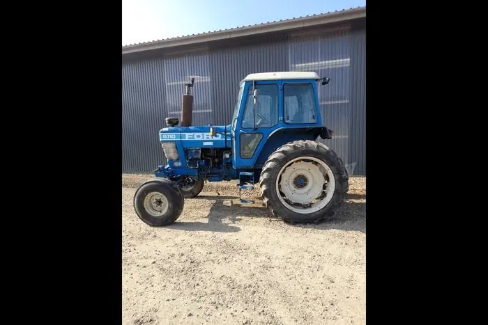 Ford-NH 6710