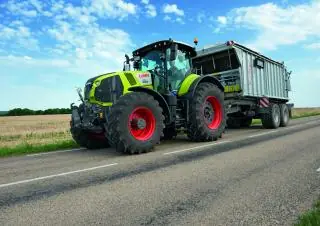 Claas Axion 850