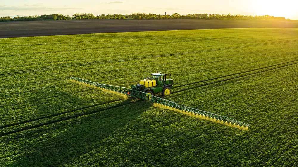 John Deere R4140i