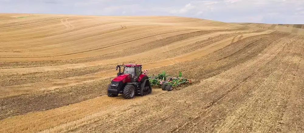 Case IH AFS Connect Magnum 380 ROWTRAC thumbnail 3
