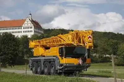 Liebherr LTM 1070-4.2 thumbnail 11