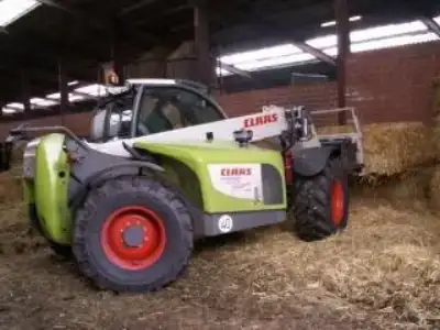 Claas Scorpion 7040