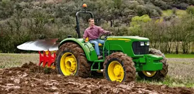John Deere 5065E thumbnail 2