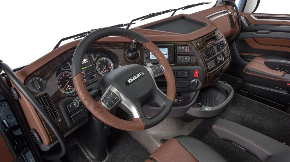 DAF XF 450 FT thumbnail 4