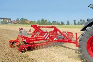 Pöttinger Terradisc 5000 T