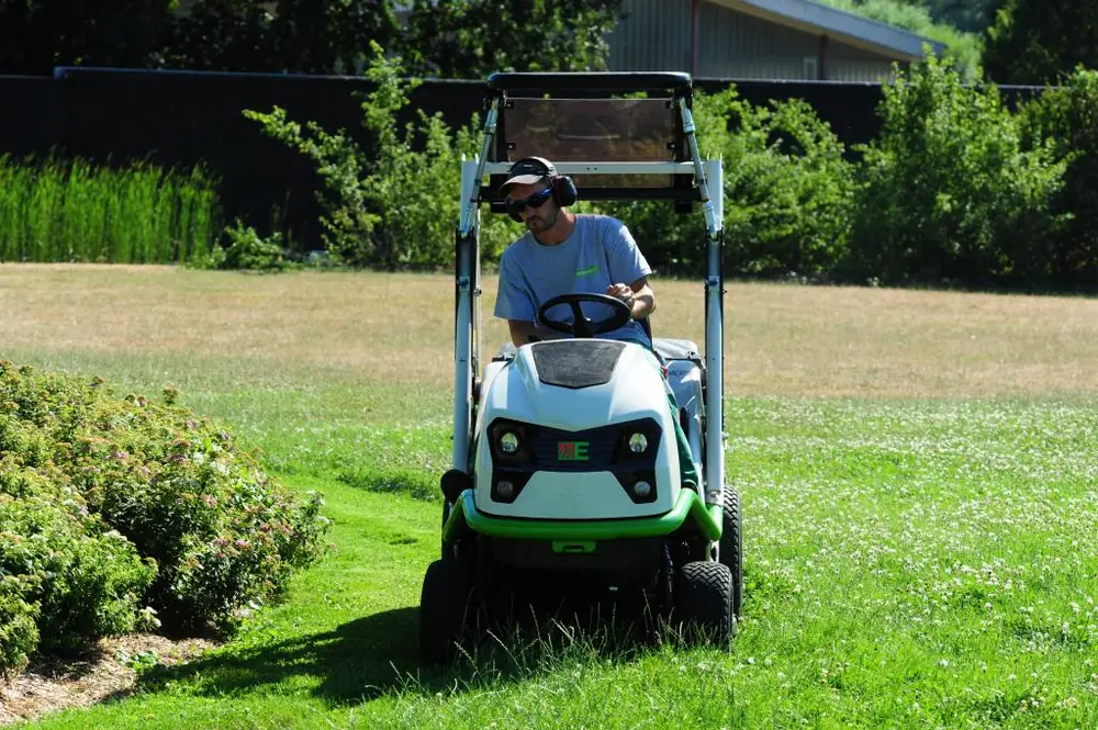 Etesia BUFFALO 100 BPHP2