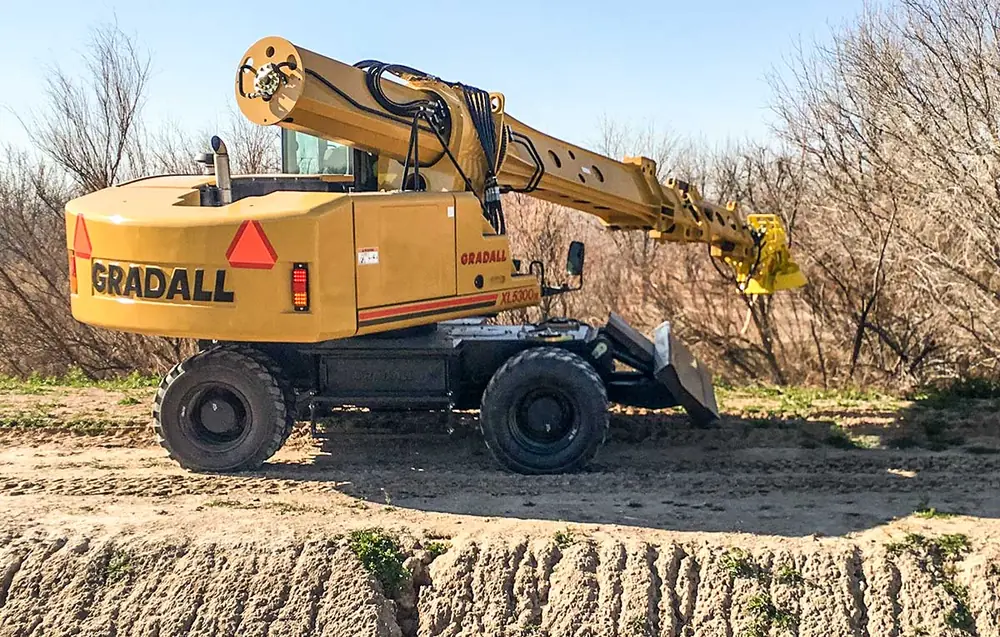 Gradall XL 3300 V