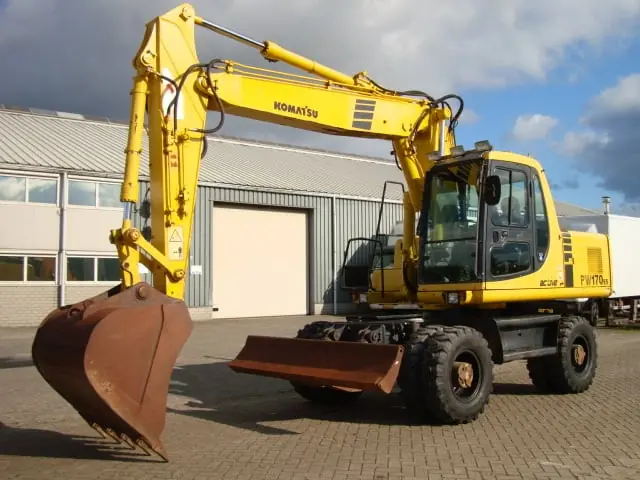 Komatsu PW170ES-6
