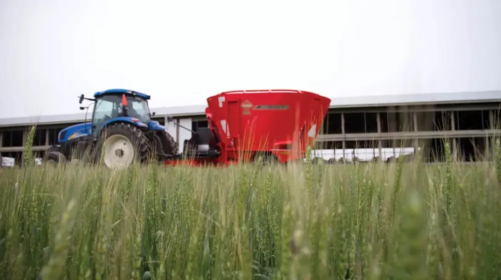 Kuhn VSL 242 thumbnail 3