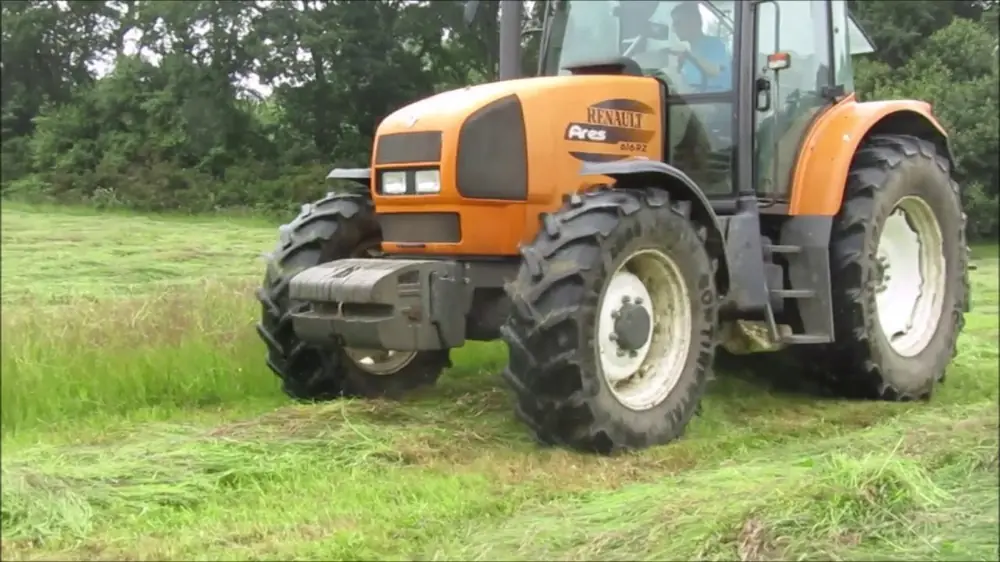 Renault Ares 616 RZ