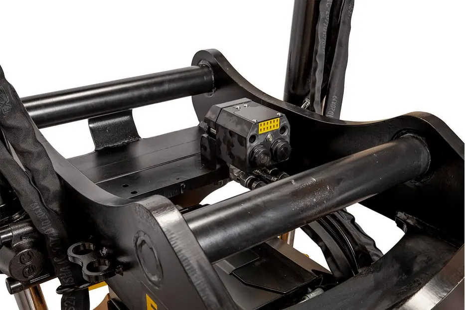 engcon EC226 thumbnail 4