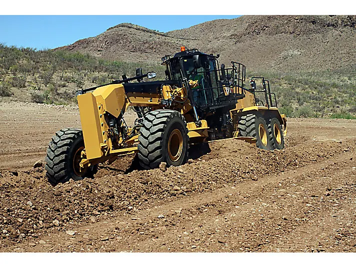 Caterpillar 16 thumbnail 3