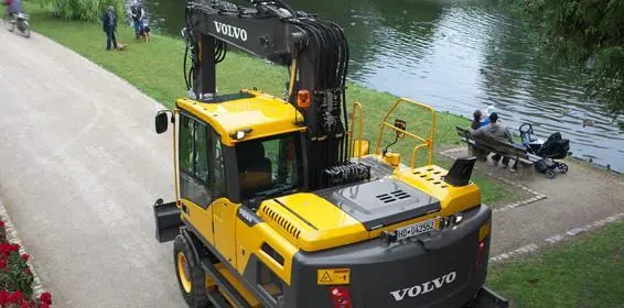Volvo EW160D thumbnail 2